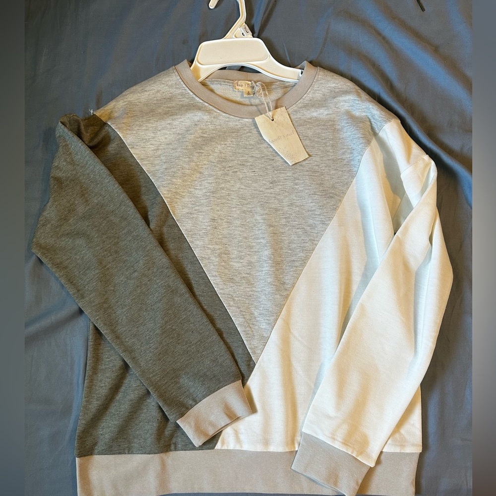 Sweater. Never Worn!!